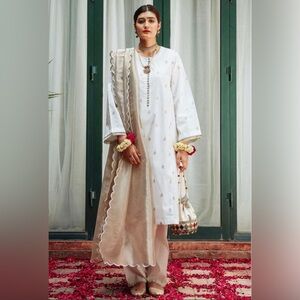 Zara Shahjahan White Shalwar Kameez